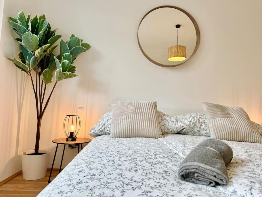 Apartment Modern Danube With Balcony & Free Parking Wien